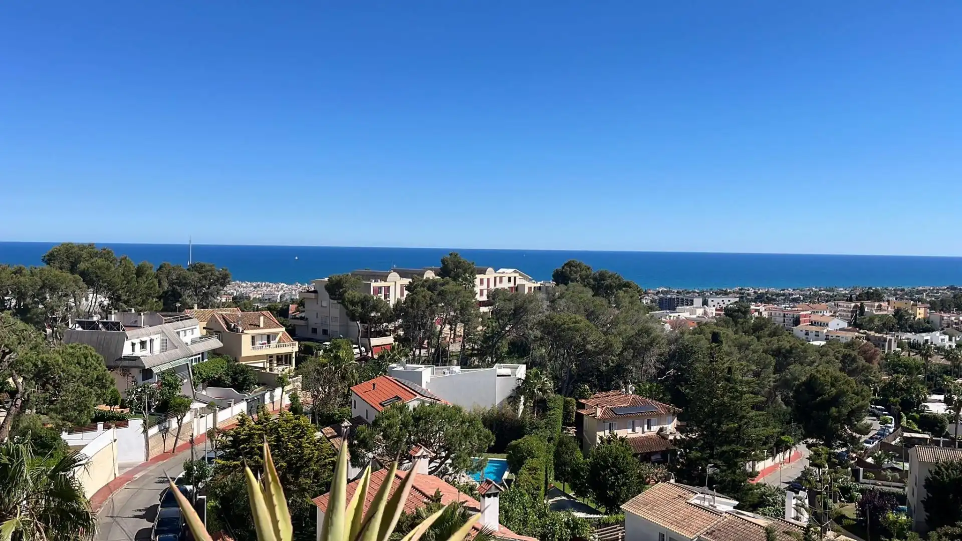 Exterior view of Flat for sale in Sant Pere de Ribes  with Heating, Private garden and Terrace