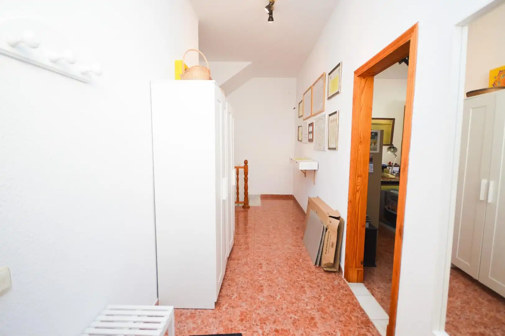 Einfamilien-Reihenhaus zum Verkauf in Almería mit Klimaanlage und Abstellraum