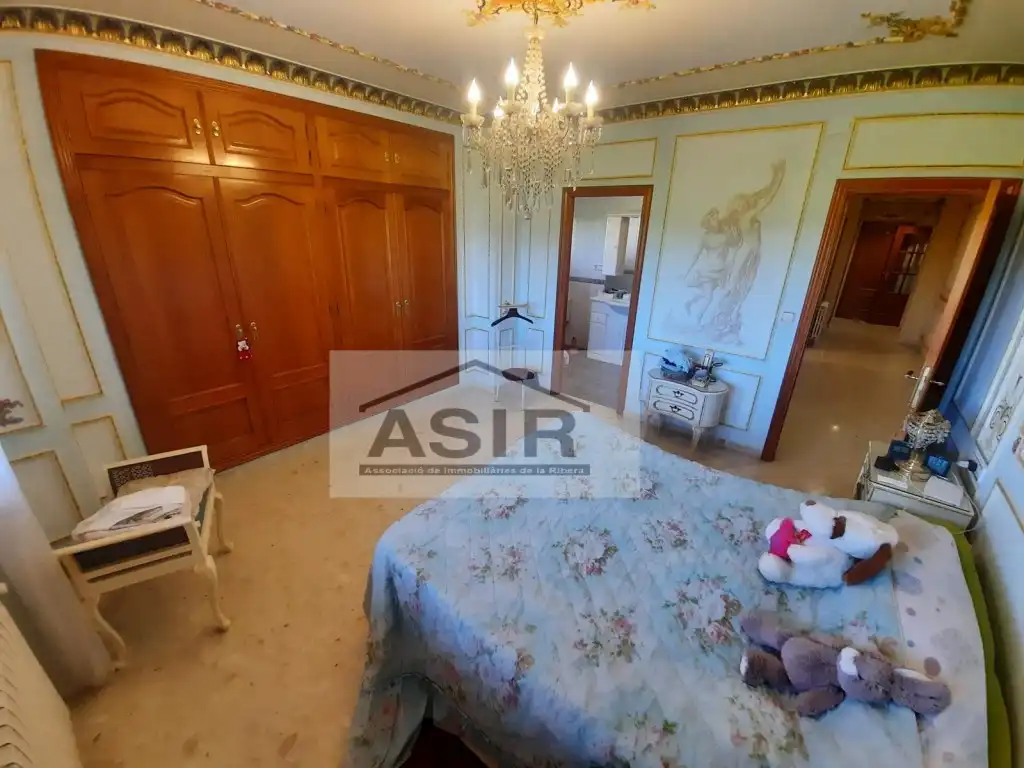Dormitori de Casa o xalet en venda en Albalat de la Ribera amb Aire condicionat, Calefacció i Jardí privat
