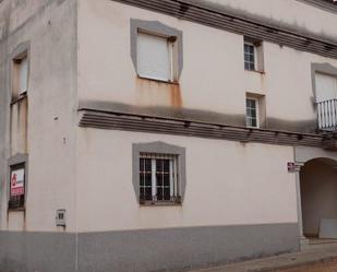 Vista exterior de Casa adosada en venda en Cristina amb Jardí privat