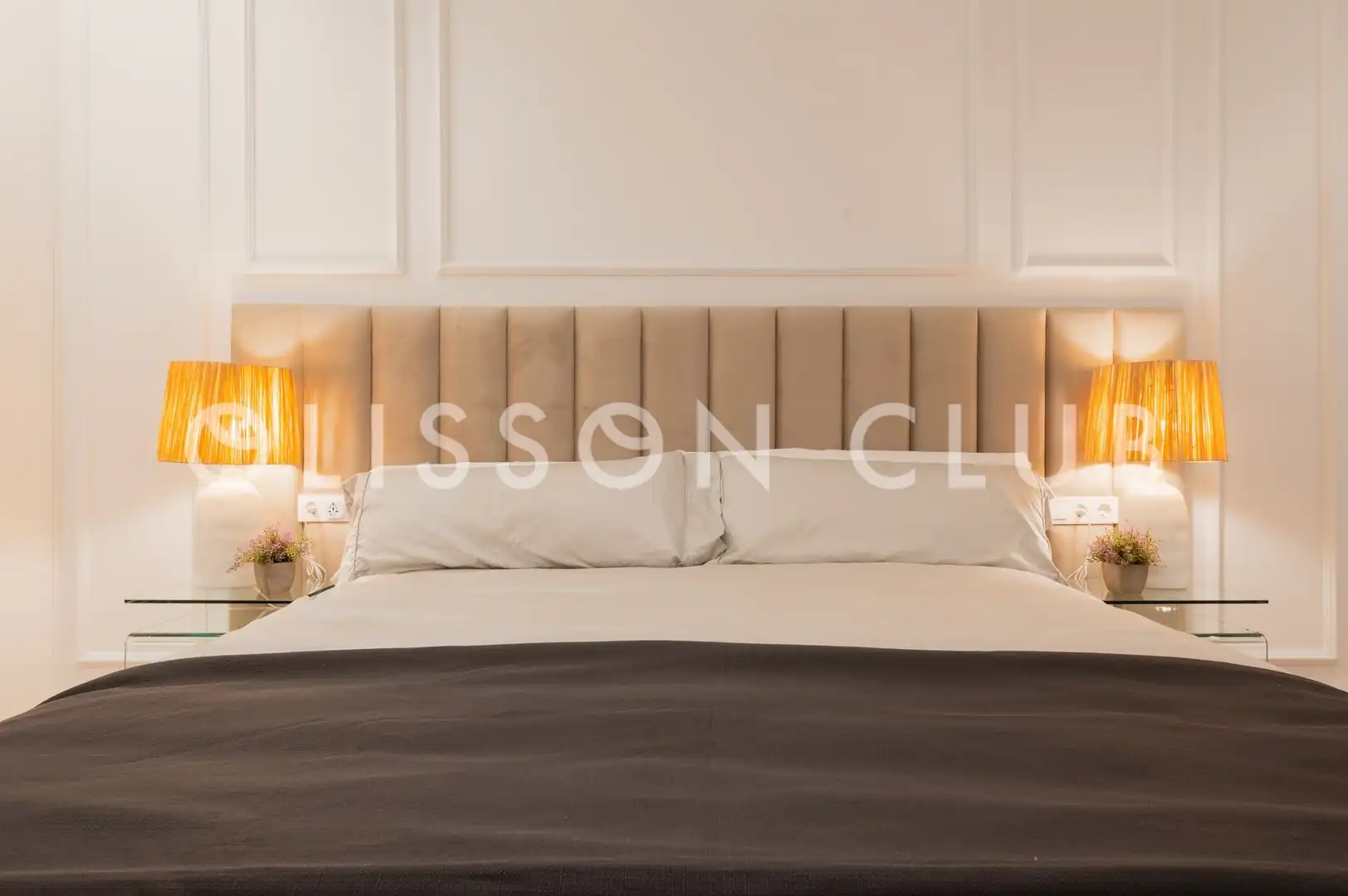 Bedroom of Flat for sale in Madrid  with Air Conditioner, Heating and Storage room