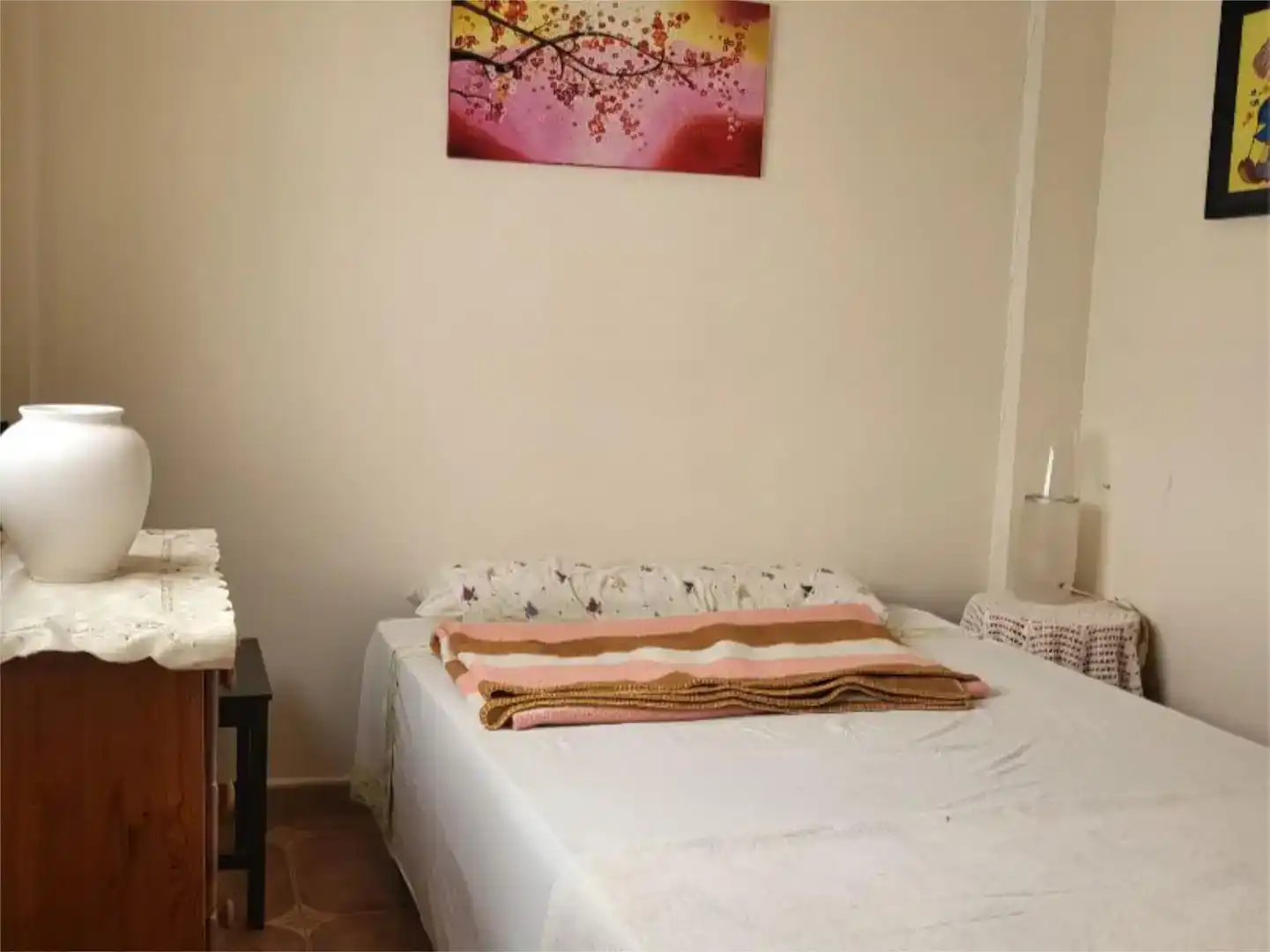 Habitación de Casa adosada en venta en Real con Trastero y Balcón