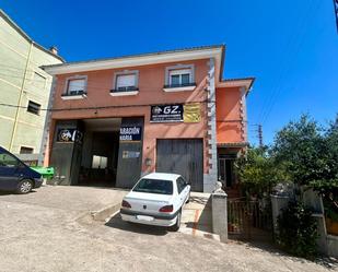 Vista exterior de Casa o xalet en venda en Jaraíz de la Vera amb Terrassa