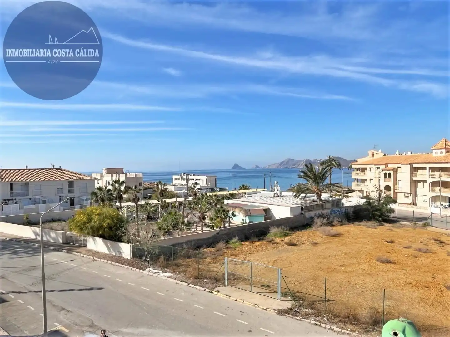 Vista exterior de Dúplex en venta en Águilas con Jardín privado, Terraza y Trastero