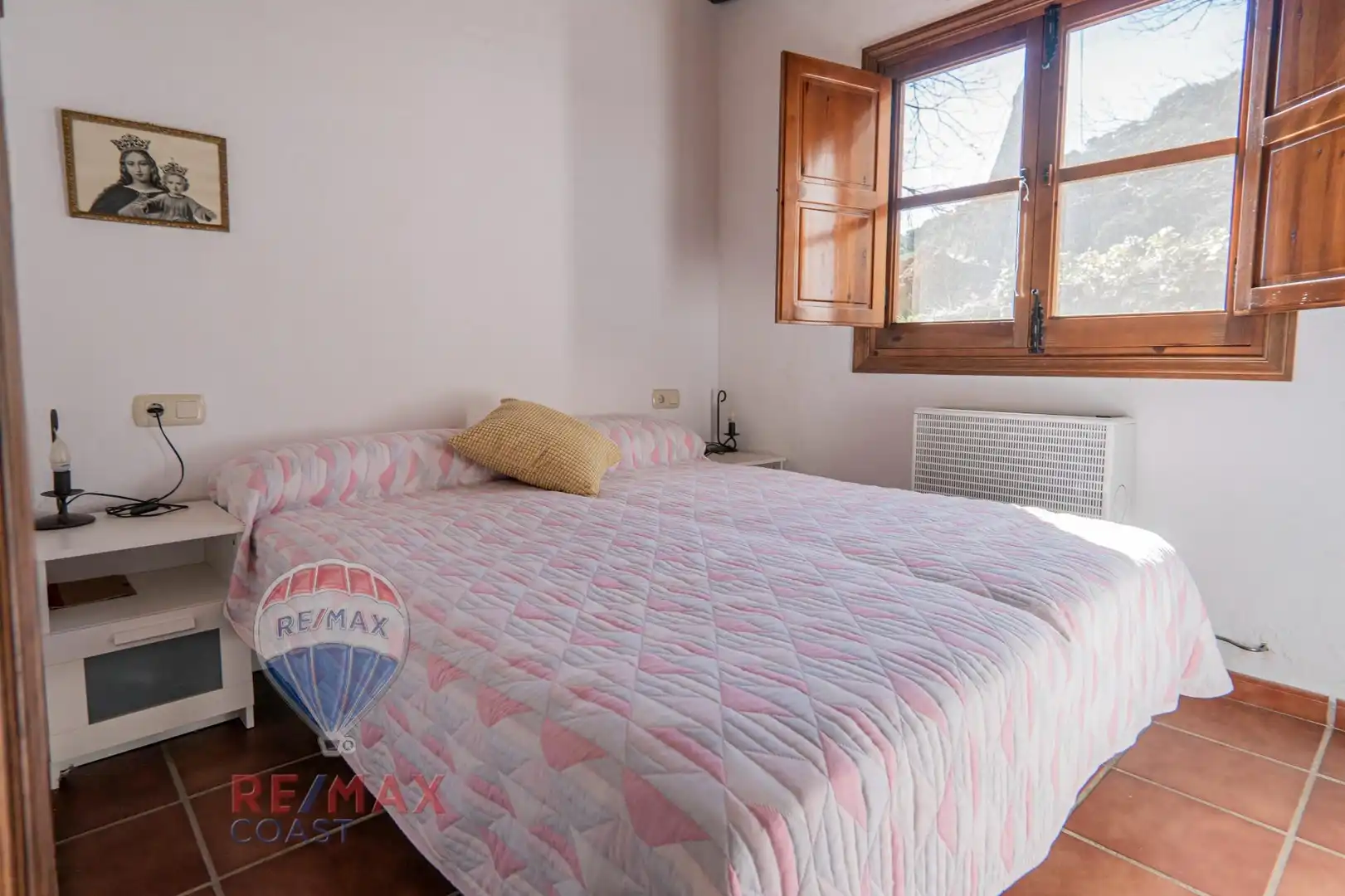 Habitación de Finca rústica en venta en Jubrique con Jardín privado, Terraza y Piscina
