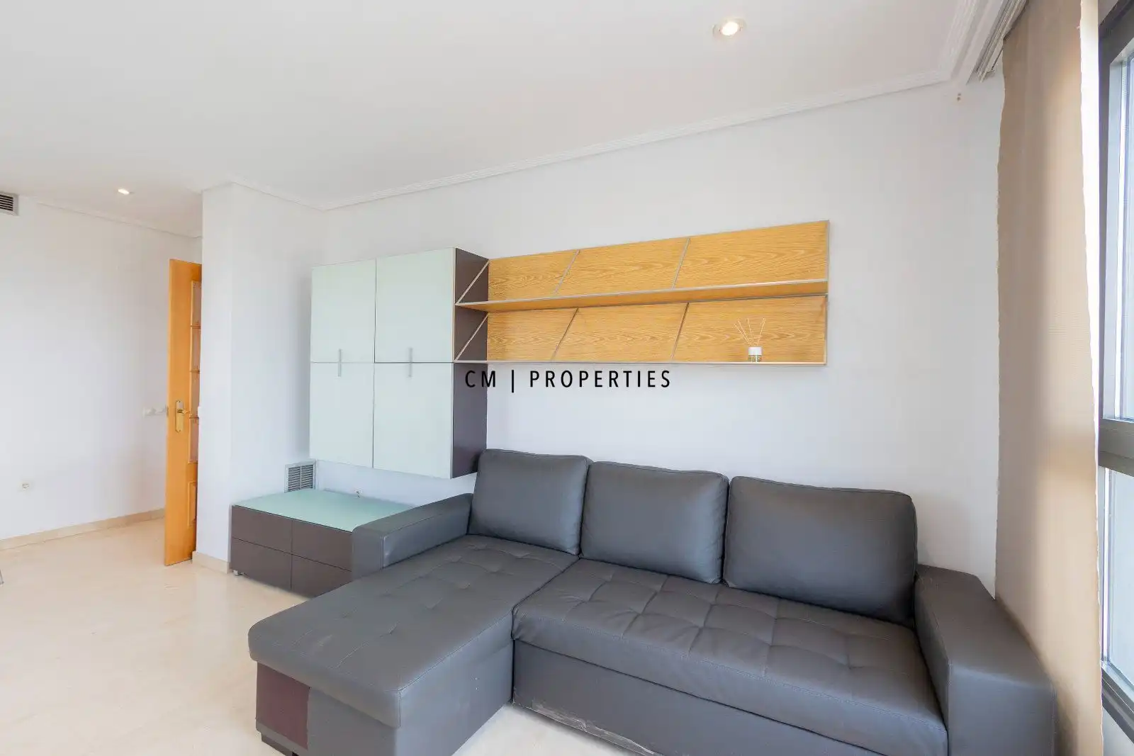 Living room of Flat for rent in Valencia  with Air Conditioner, Heating and Terrace