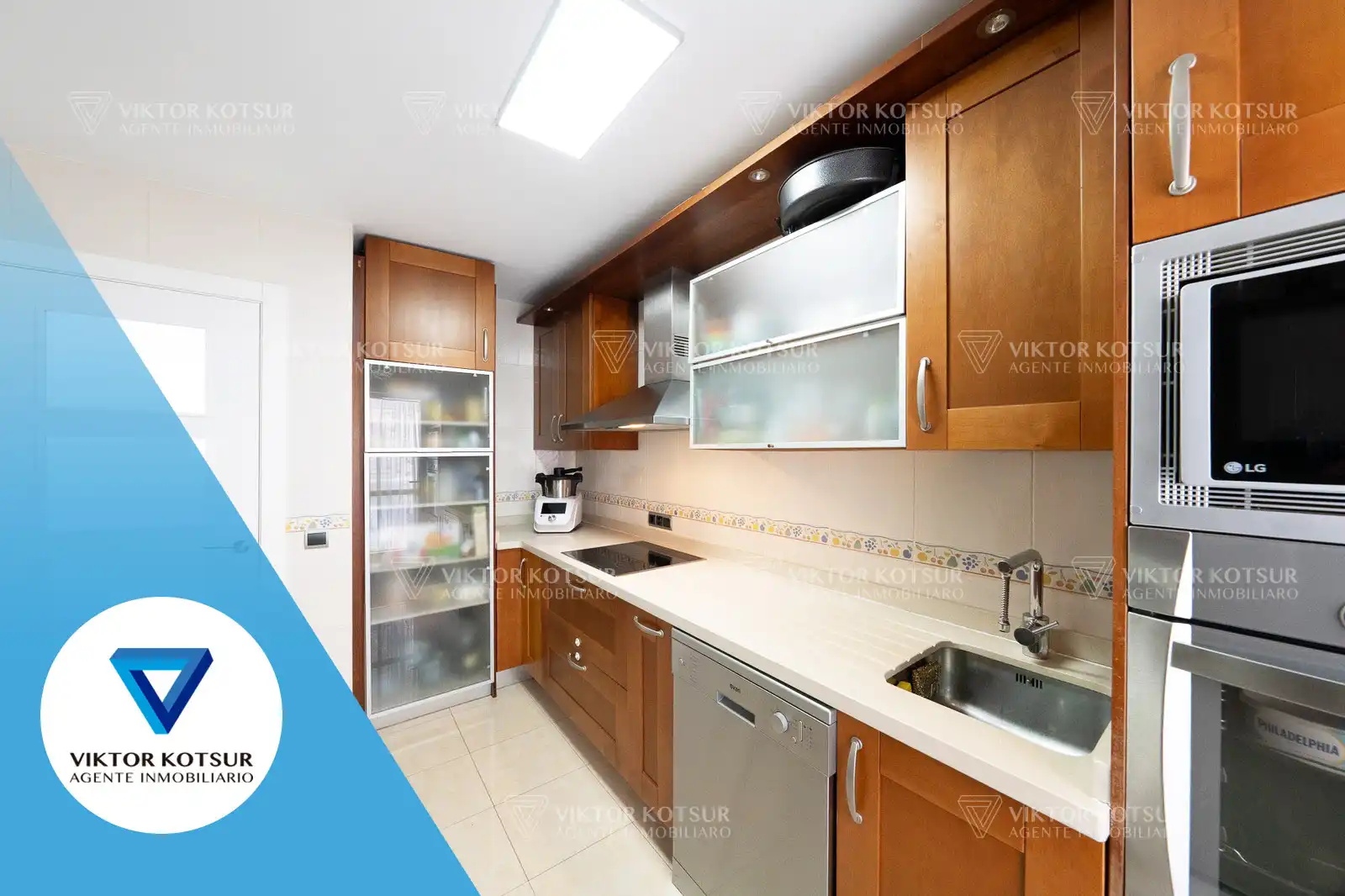Cocina de Ático en venta en Roquetas de Mar con Aire acondicionado, Terraza y Trastero