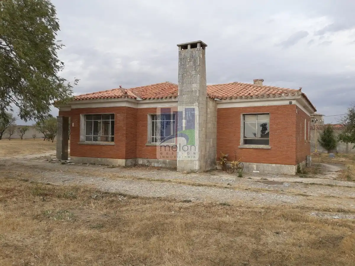 Vista exterior de Casa o chalet en venta en Grijalba con Trastero