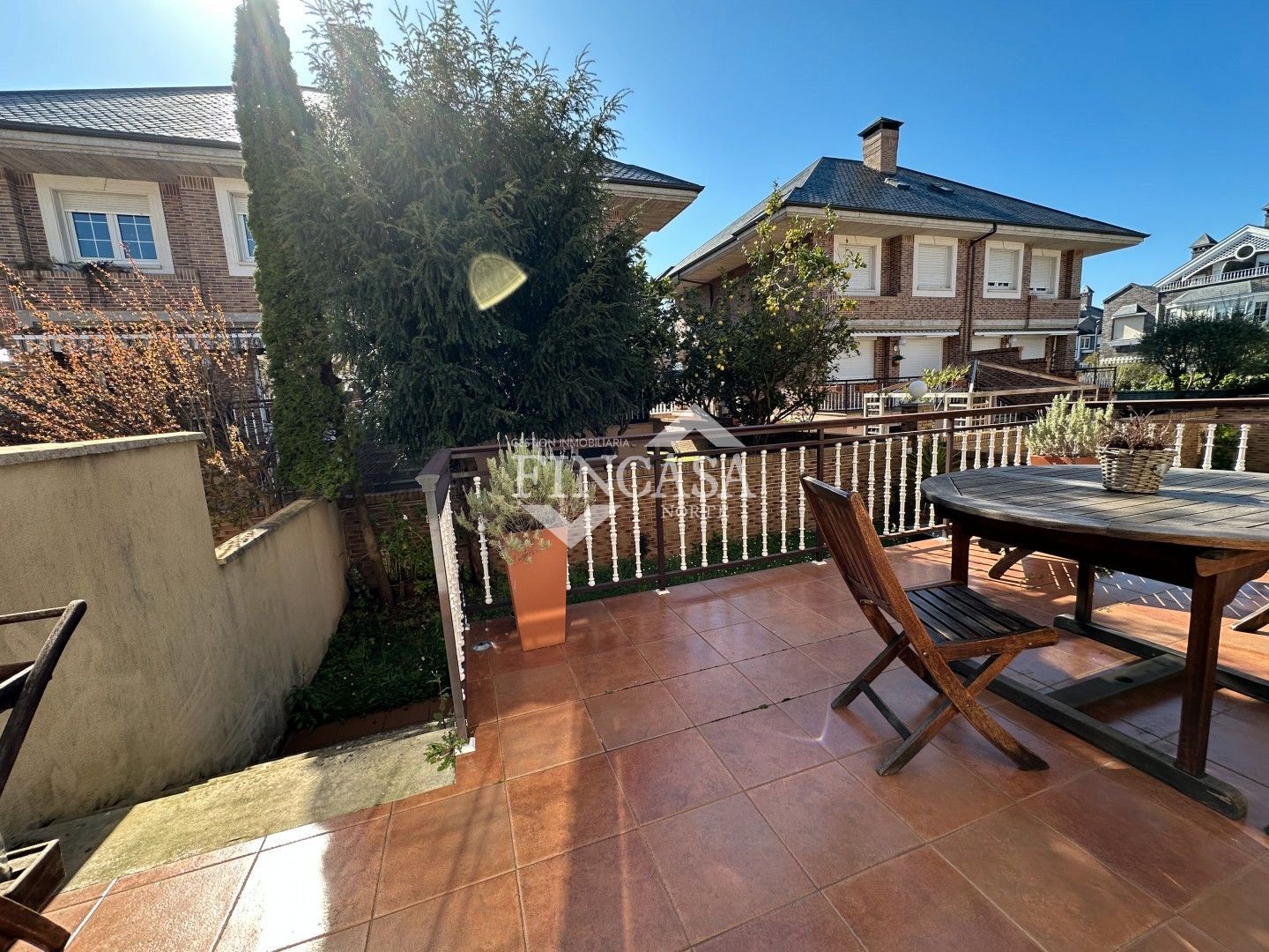 Terrassa de Casa o xalet en venda en Laredo amb Jardí privat, Traster i Forn