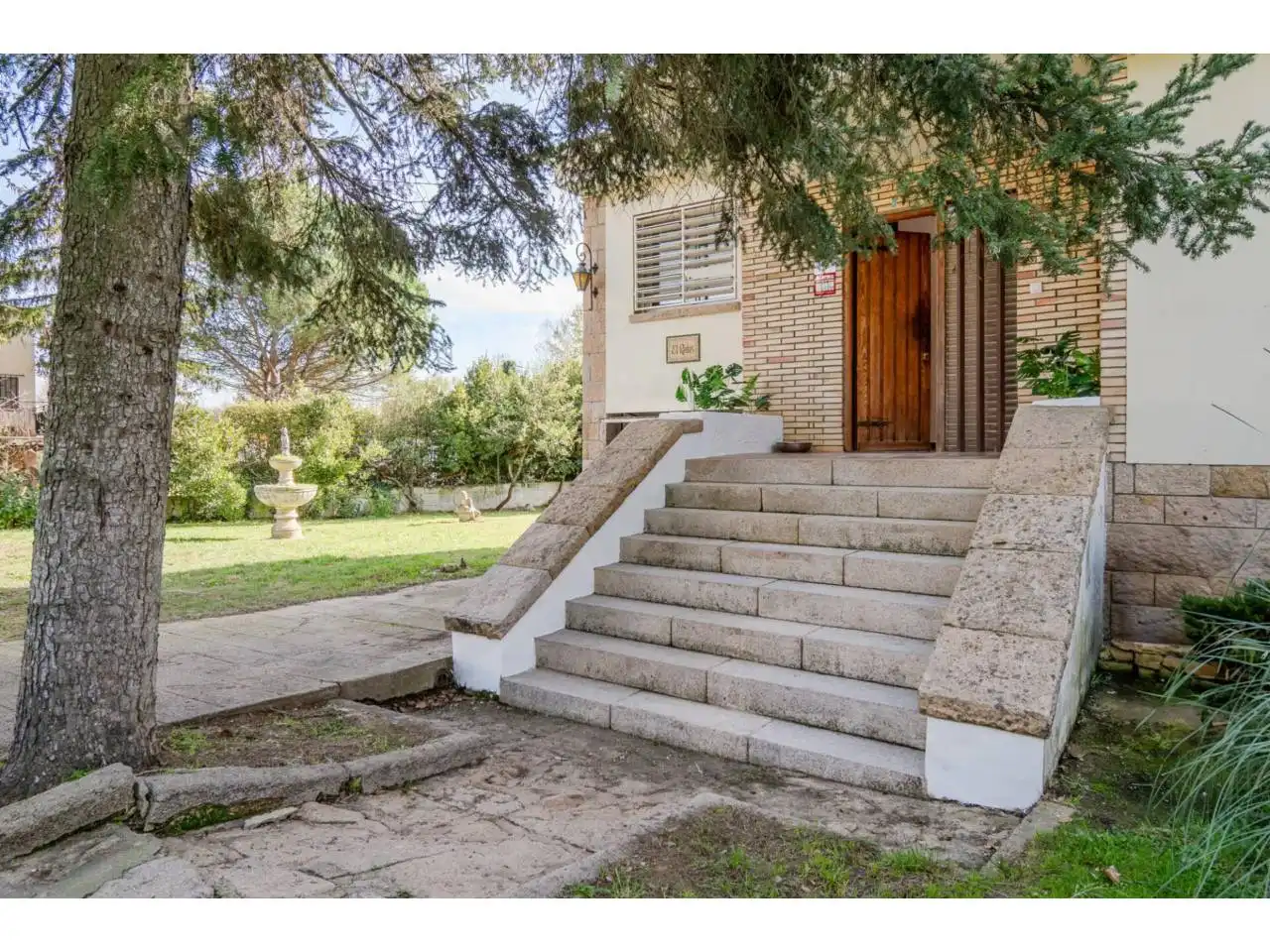 Houses for sale in Avenida de Can Bells, Vilobí d'Onyar