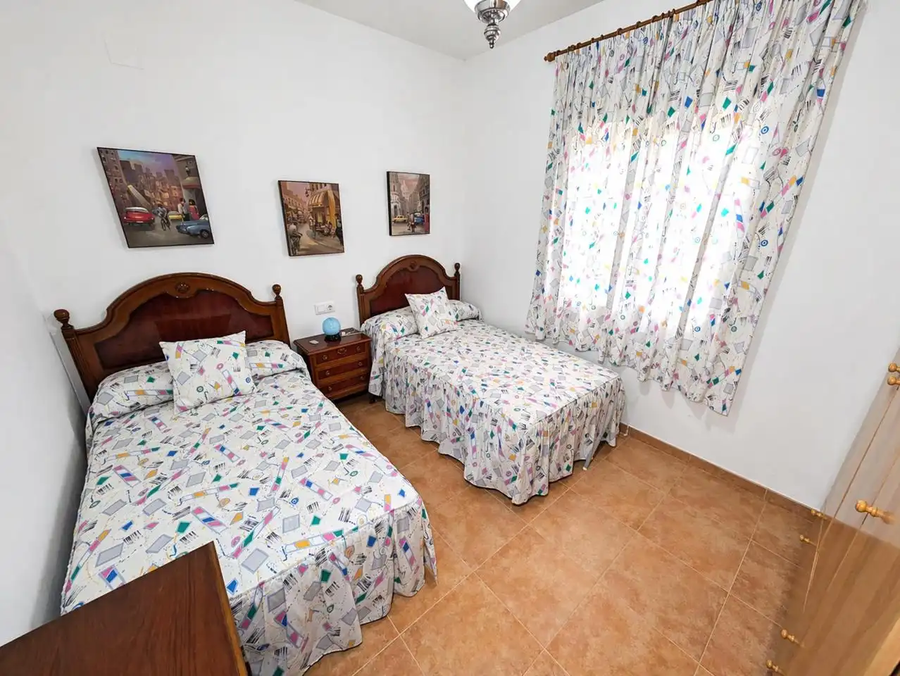 Dormitori de Finca rústica en venda en Don Álvaro amb Jardí privat i Piscina