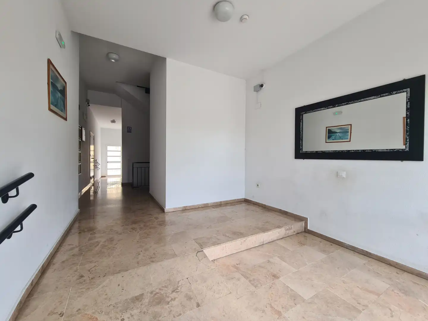 Flat for sale in Sevilla  with Air Conditioner and Storage room