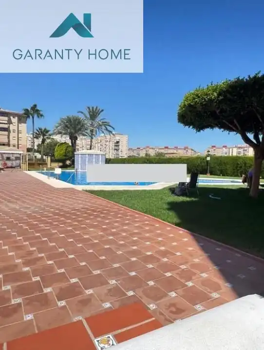 Swimming pool of Flat for sale in Málaga  with Air Conditioner, Heating and Private garden
