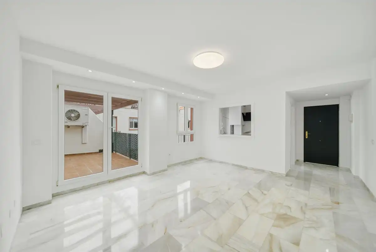 Living room of Duplexes for sale in Benalmádena  with Air Conditioner, Terrace and Storage room