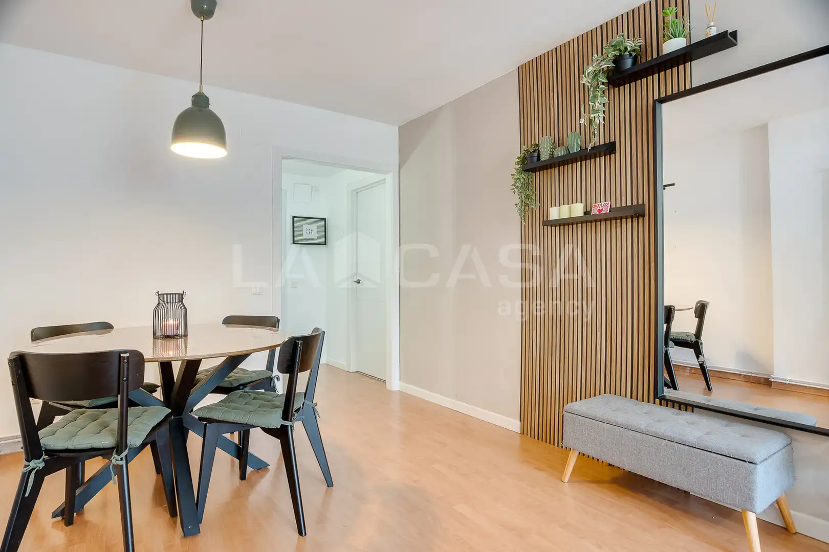 Habitación de Piso en venta en Barcelona con Calefacción, Trastero y Balcón
