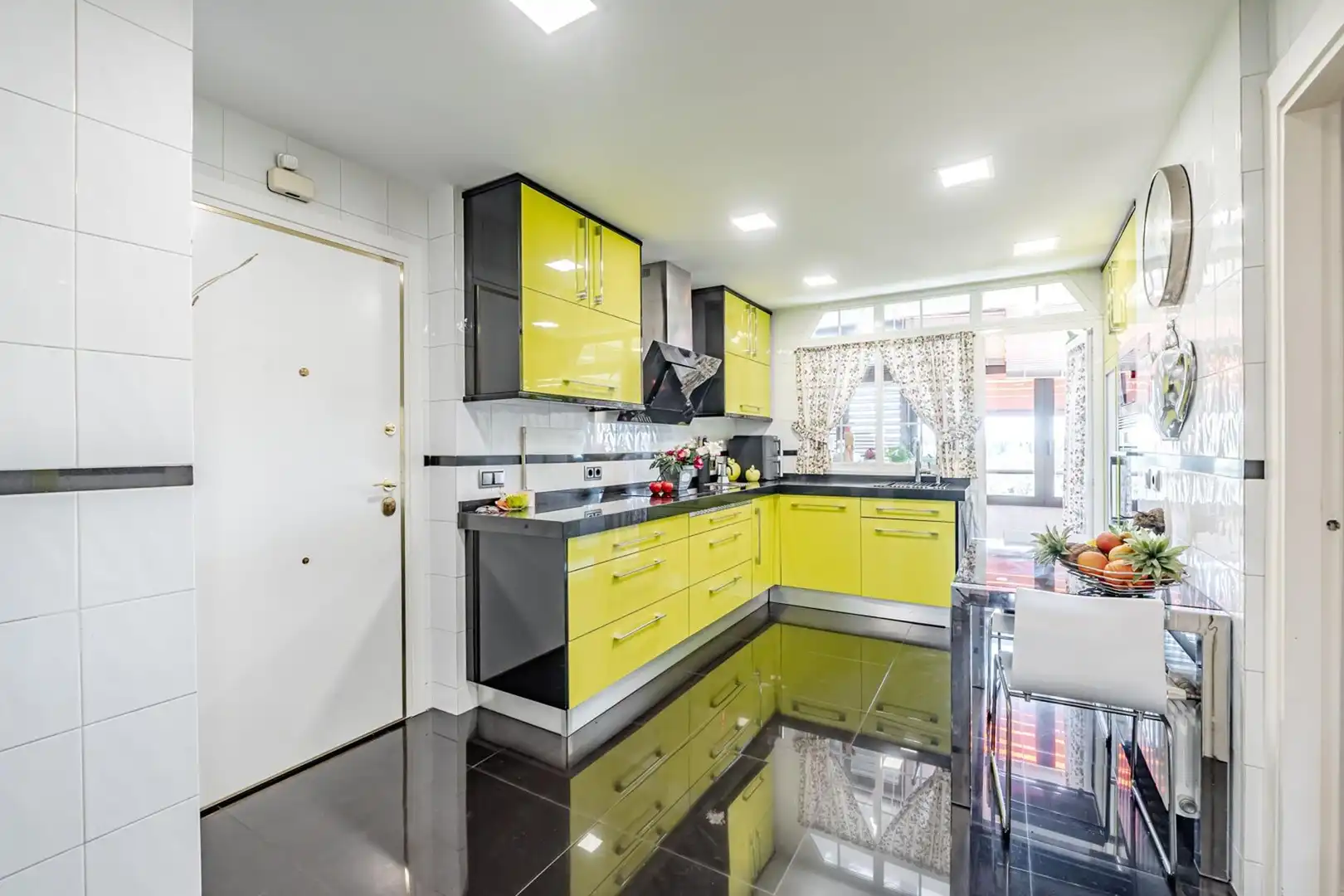 Küche von Maisonette zum Verkauf in Majadahonda mit Heizung, Privatgarten und Terrasse
