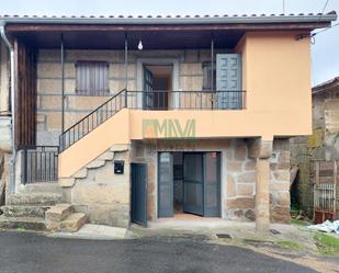 Vista exterior de Casa o xalet en venda en Paderne de Allariz amb Jardí privat