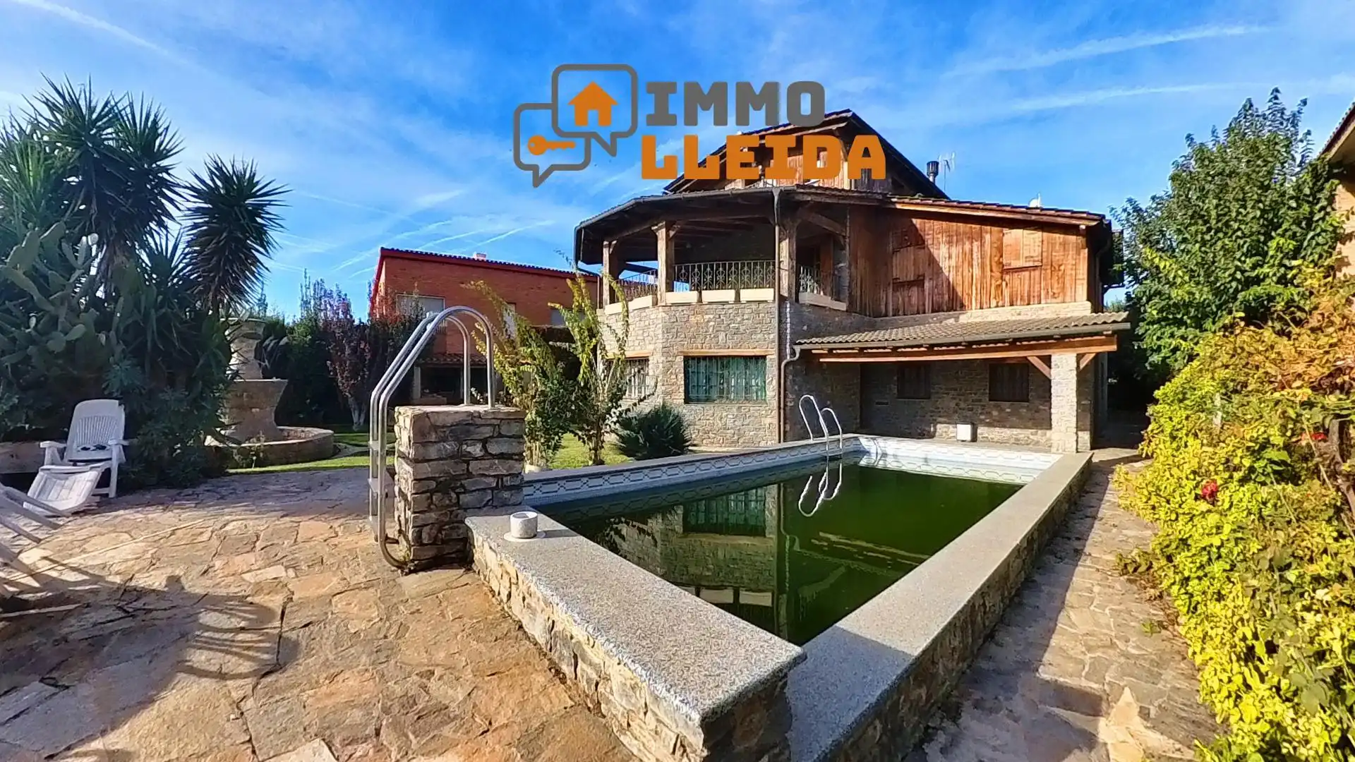 Casa con terraza en venta en Calle Sant Armengol 4, imagen 3