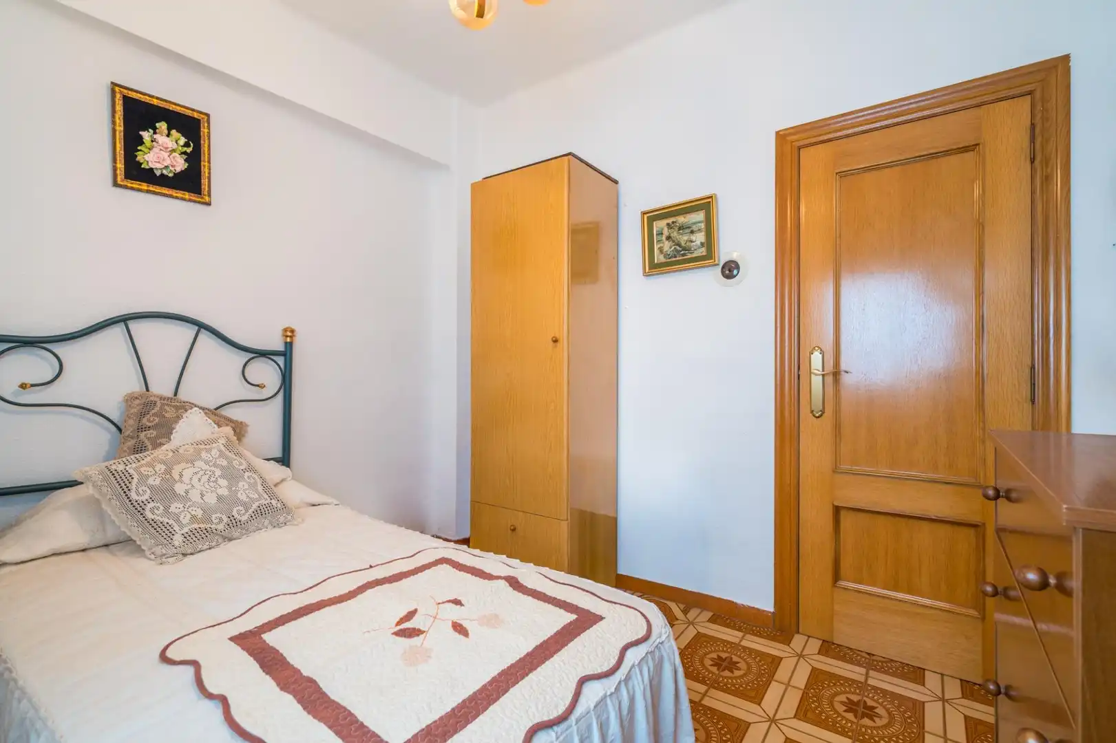 Bedroom of Apartments for sale in Valencia  with Air Conditioner