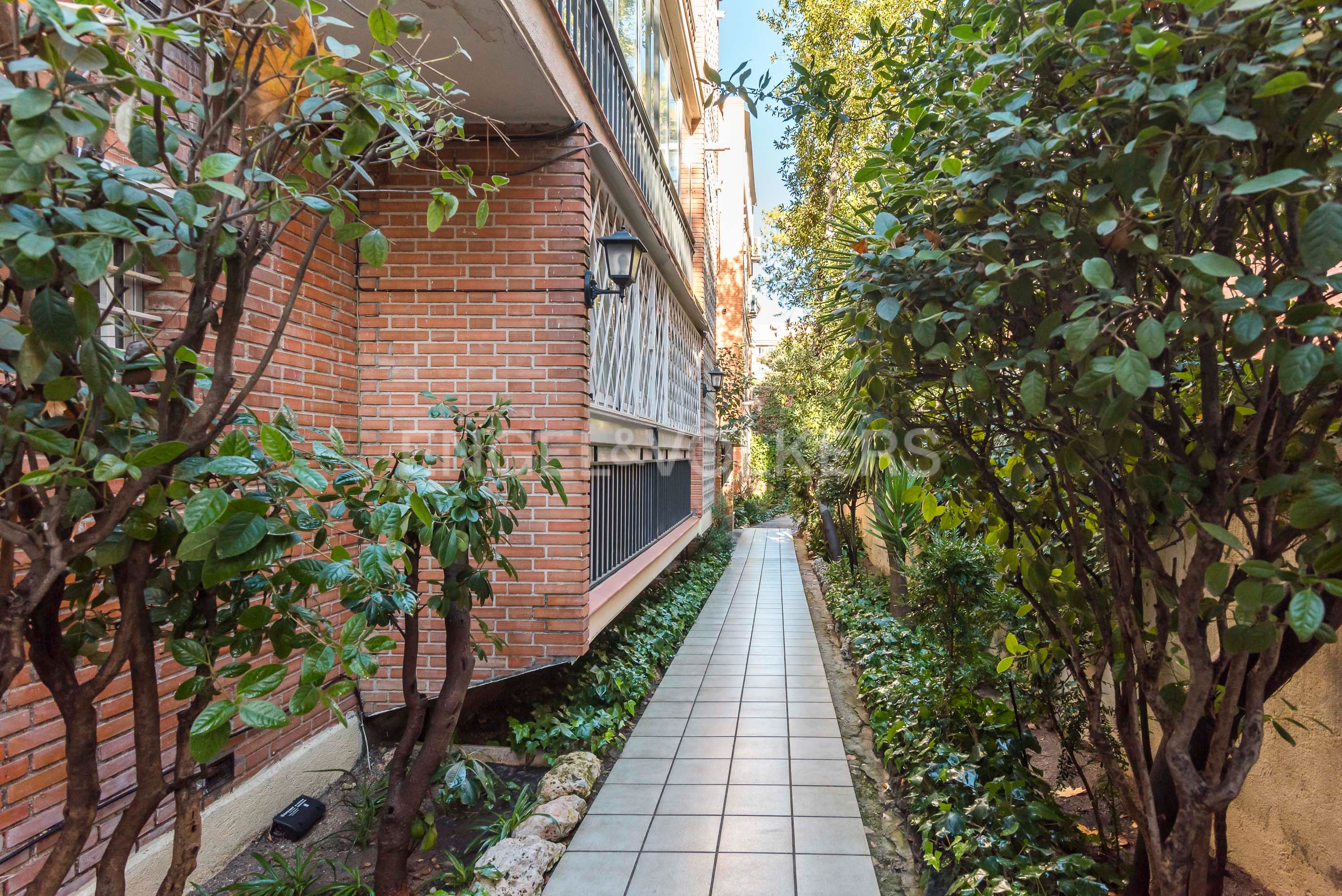 Vista exterior de Apartament en venda en  Madrid Capital amb Aire condicionat i Calefacció