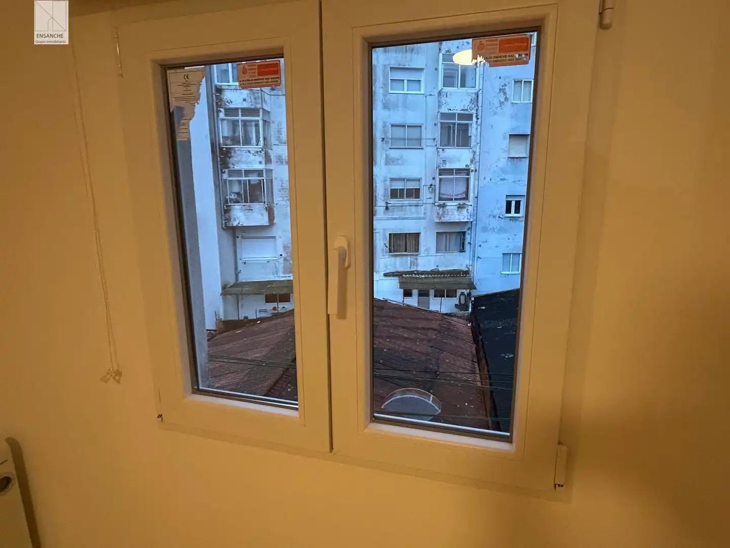 Balcony of Flat for rent in Santiago de Compostela   with Heating and Furnished