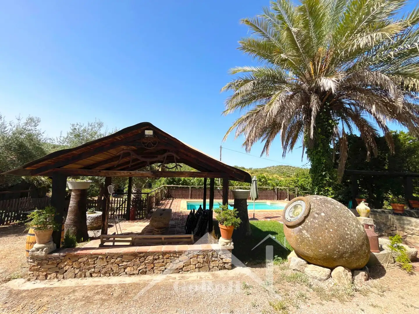 Jardí de Casa o xalet en venda en Cazalla de la Sierra amb Jardí privat, Traster i Piscina