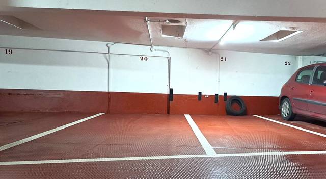 Garaje en Venta en Rúa San Vicente en Os Mallos