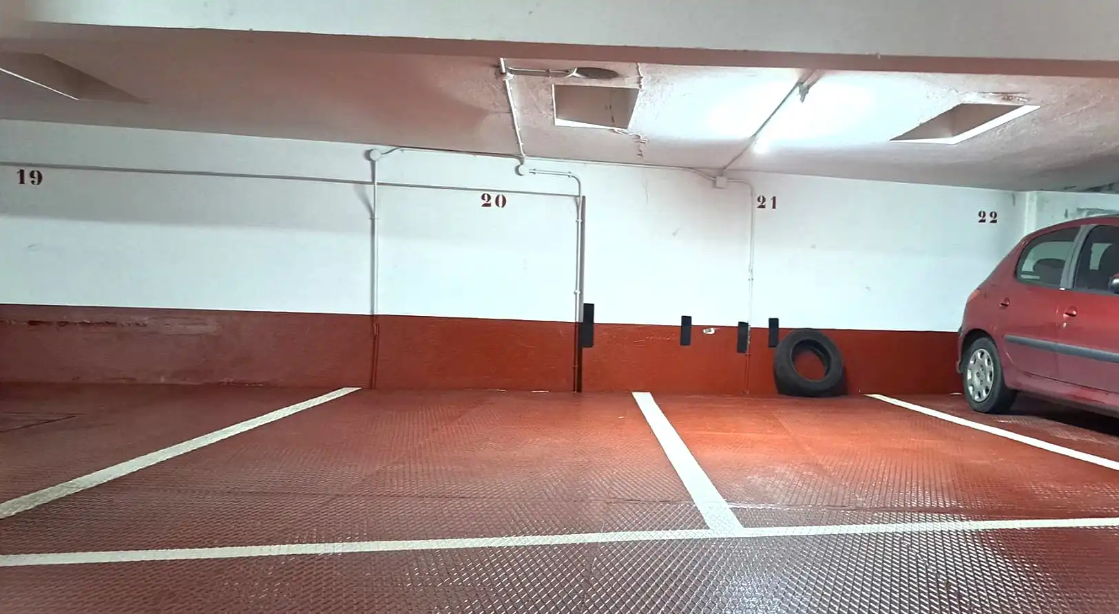 Aparcament amb ascensor en venda a Rúa San Vicente, imagen 2
