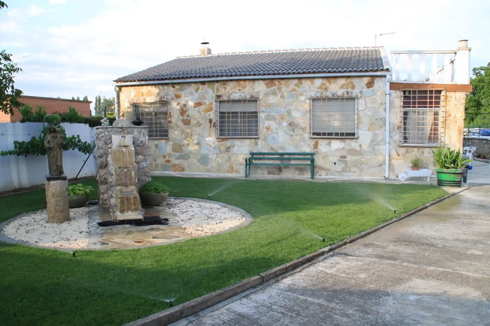 Jardí de Casa o xalet en venda en Grijota amb Jardí privat, Terrassa i Piscina