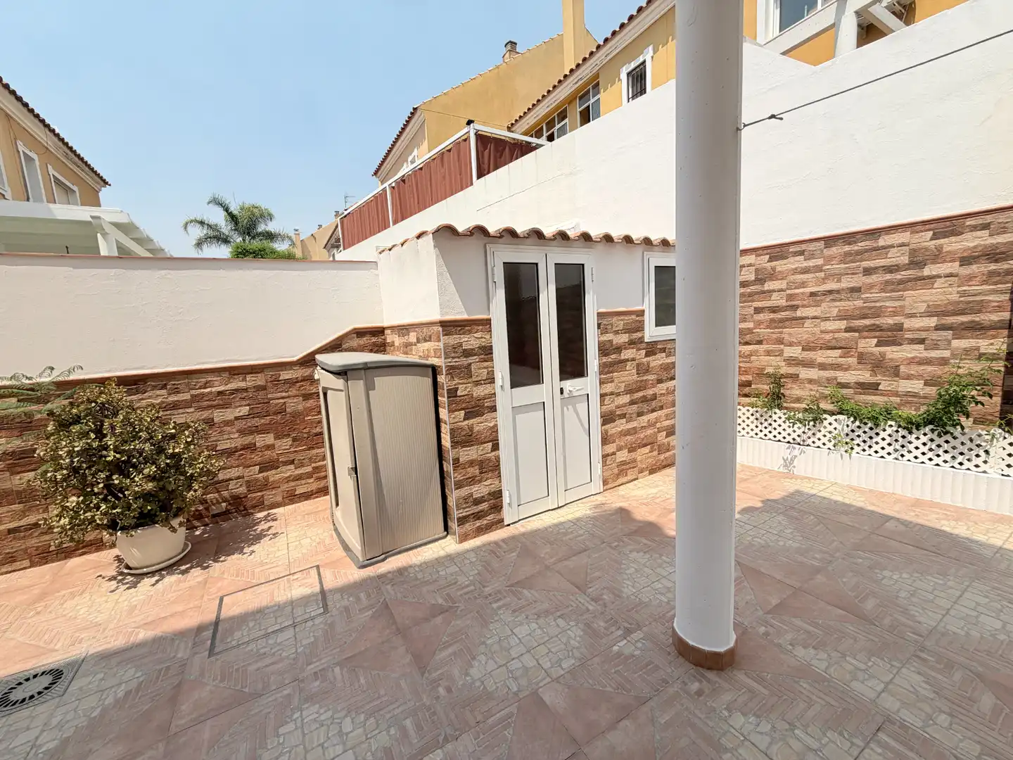 Terrassa de Casa o xalet en venda en Espartinas amb Aire condicionat, Terrassa i Traster