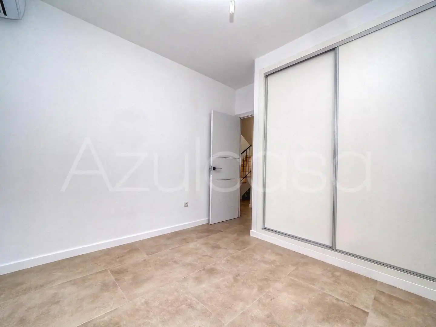 Detached homes for sale in El Campello  with Air Conditioner, Terrace and Alarm