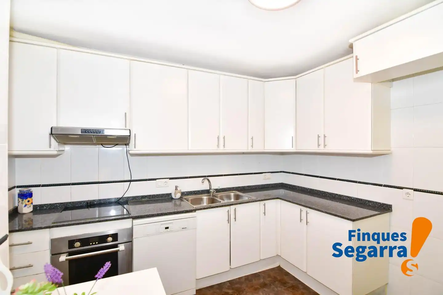 Kitchen of Flat for sale in El Vendrell  with Air Conditioner, Terrace and Community pool