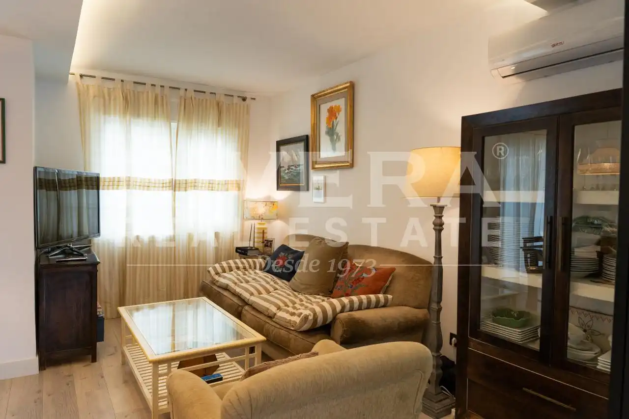 Living room of Detached homes for sale in Sanxenxo  with Heating, Private garden and Terrace