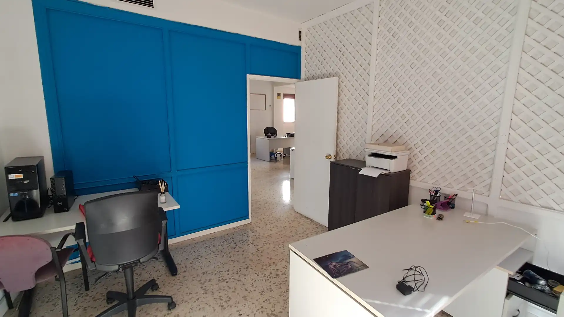 Office for sale in Torremolinos  with Air Conditioner, Heating and Furnished