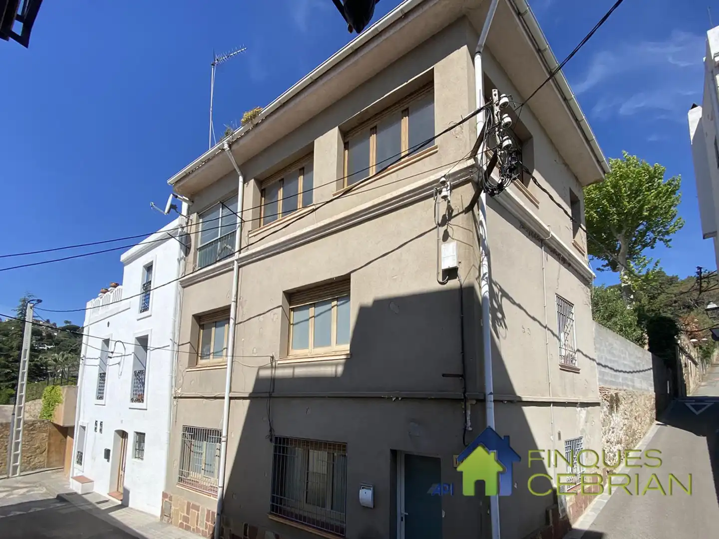 Casa adosada en venda a Alella