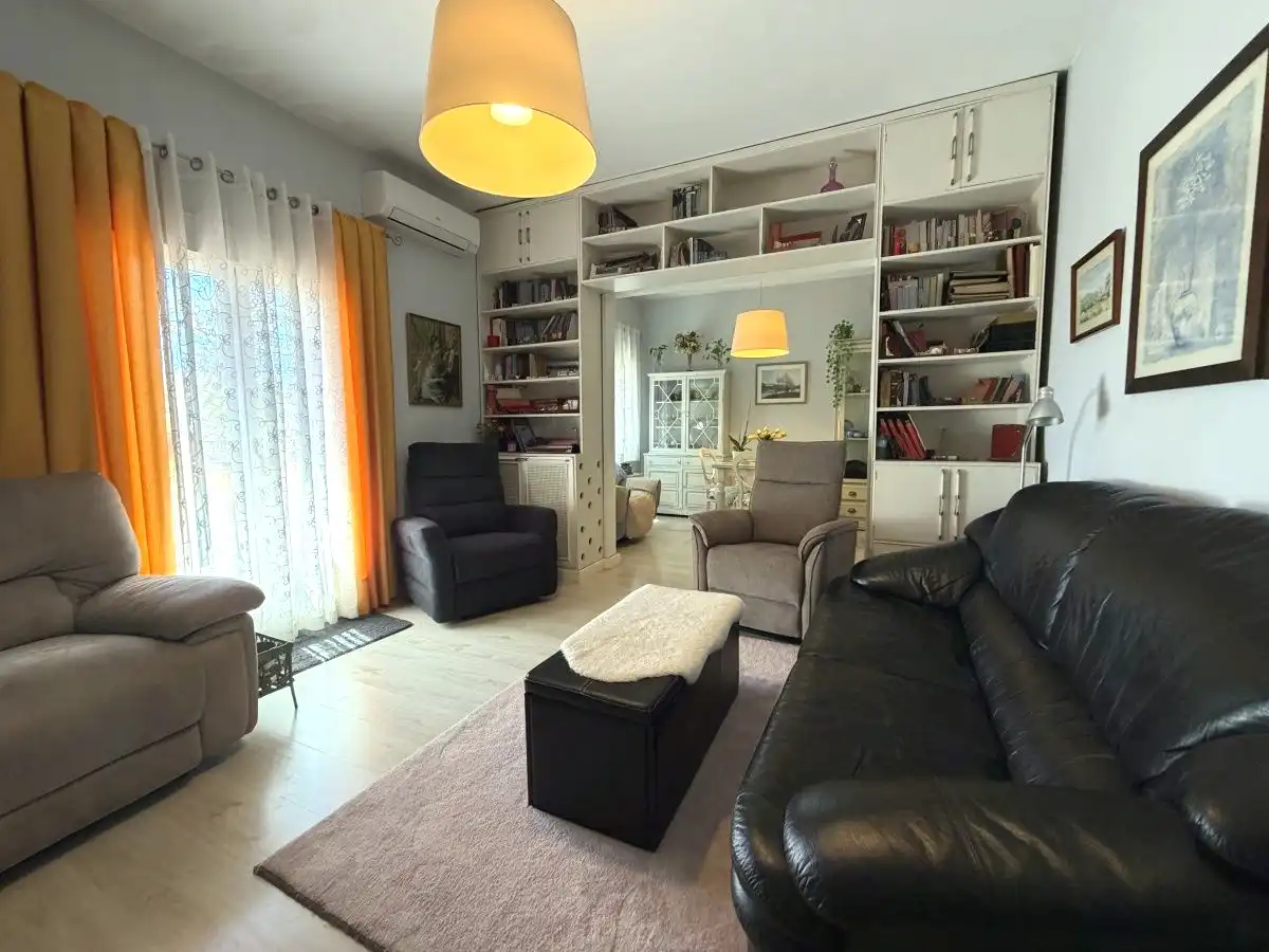 Living room of Flat for sale in Madrid  with Air Conditioner, Heating and Terrace