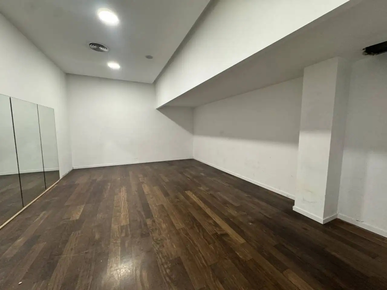 Local comercial en alquiler en Calle Sant Antoni Maria Claret, imagen 34
