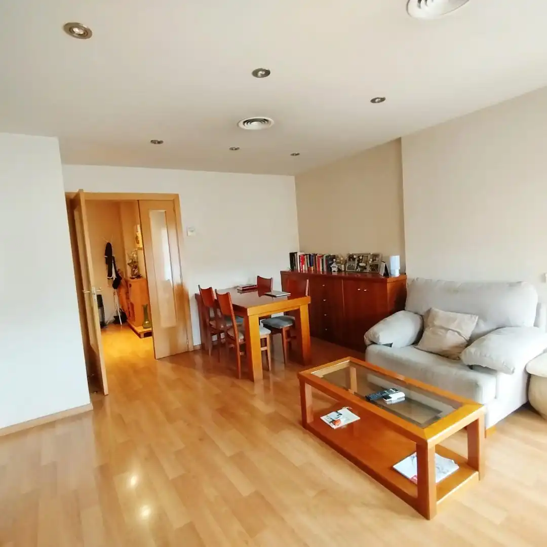 Flat with terrace for sale in Lluís Dupont, imagen 2