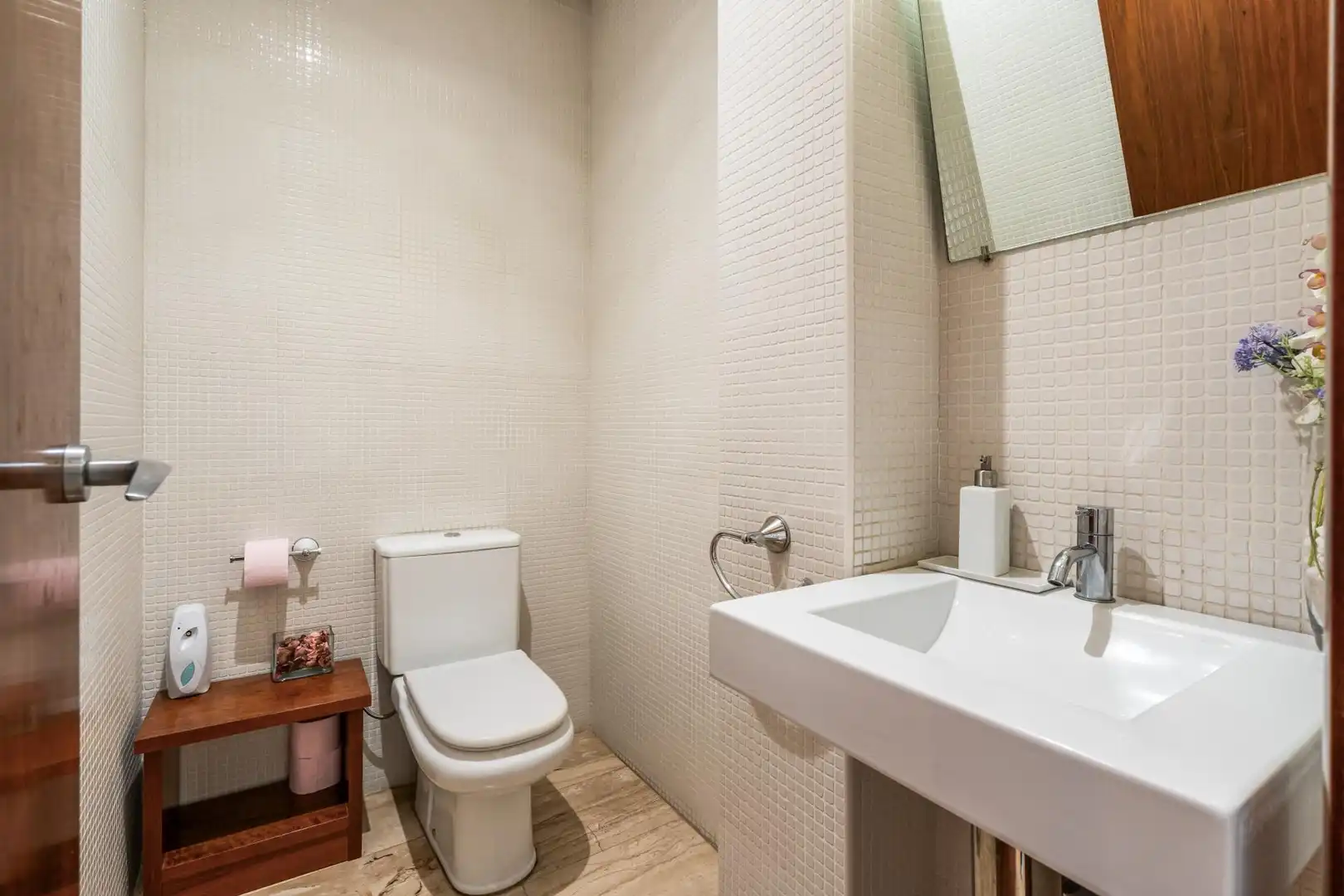 Badezimmer von Einfamilien-Reihenhaus zum Verkauf in Granollers mit Heizung, Privatgarten und Terrasse