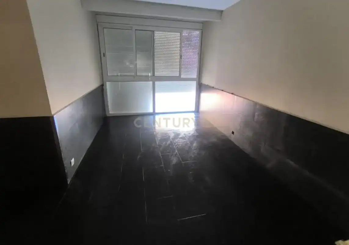 Flat for sale in Ripollet