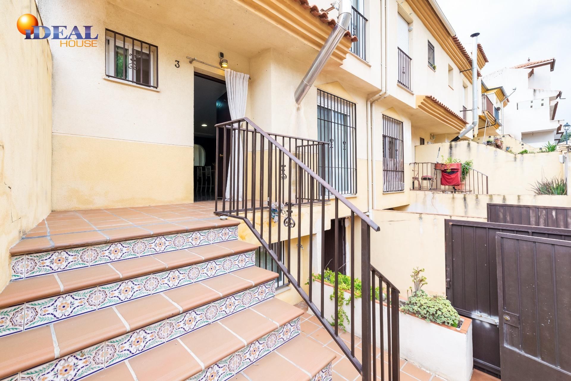 House or chalet for sale in  CASTILLEJO, Cogollos de la Vega