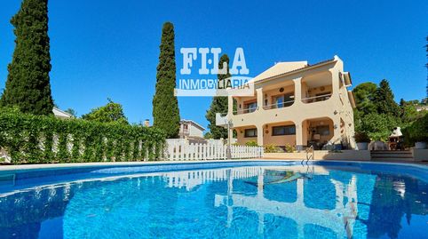 Exclusiva vivienda con piscina privada y vistas al mar en Els Masos de Comarruga