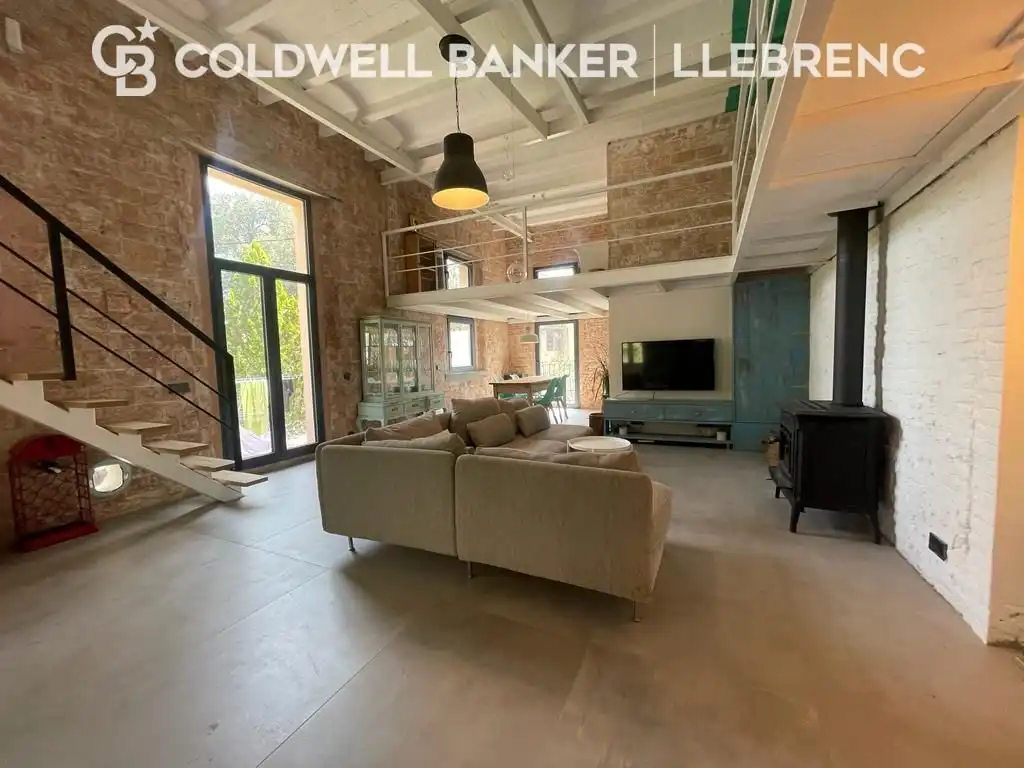 Sala de estar de Dúplex de alquiler en Barcelona con Parquet, Amueblado y Horno