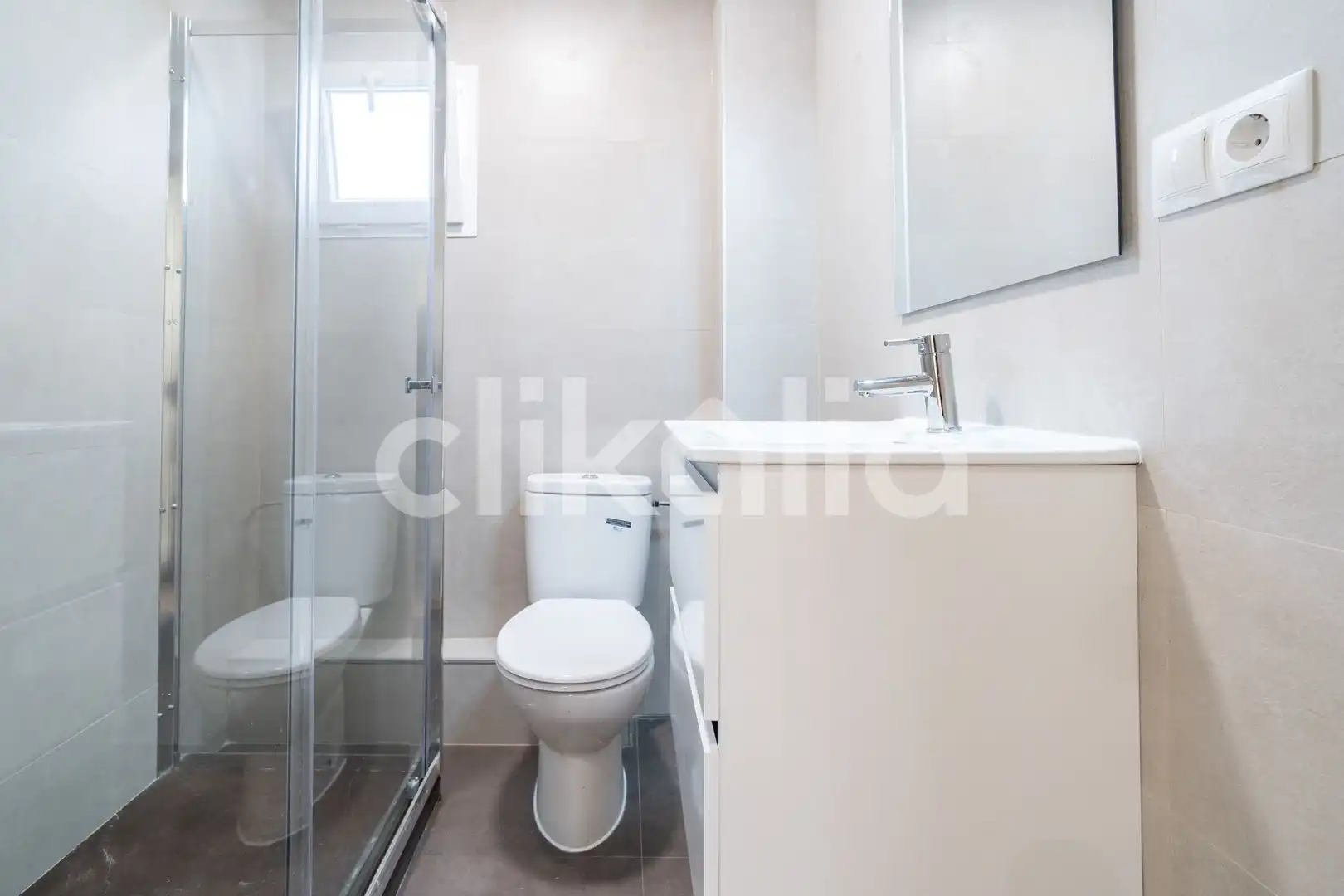 Badezimmer von Wohnung zur Miete in Valencia