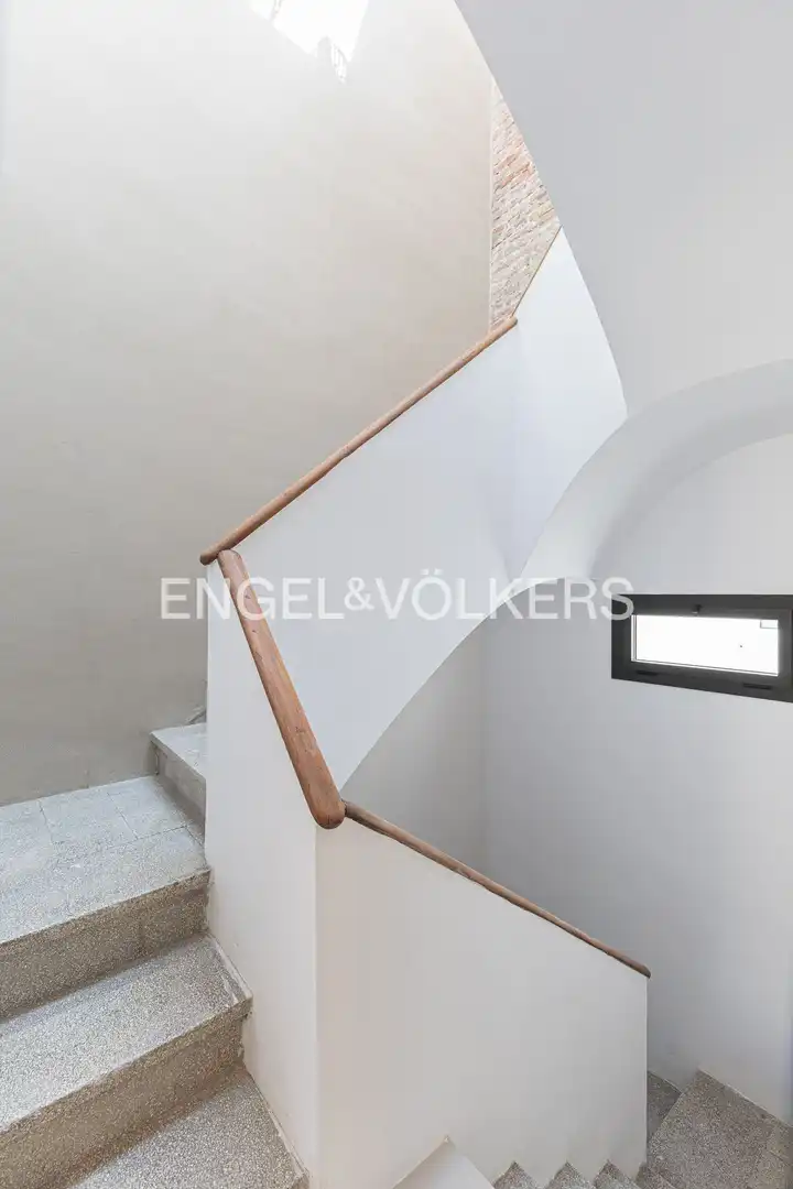 Houses for sale in Barcelona  with Air Conditioner, Heating and Private garden
