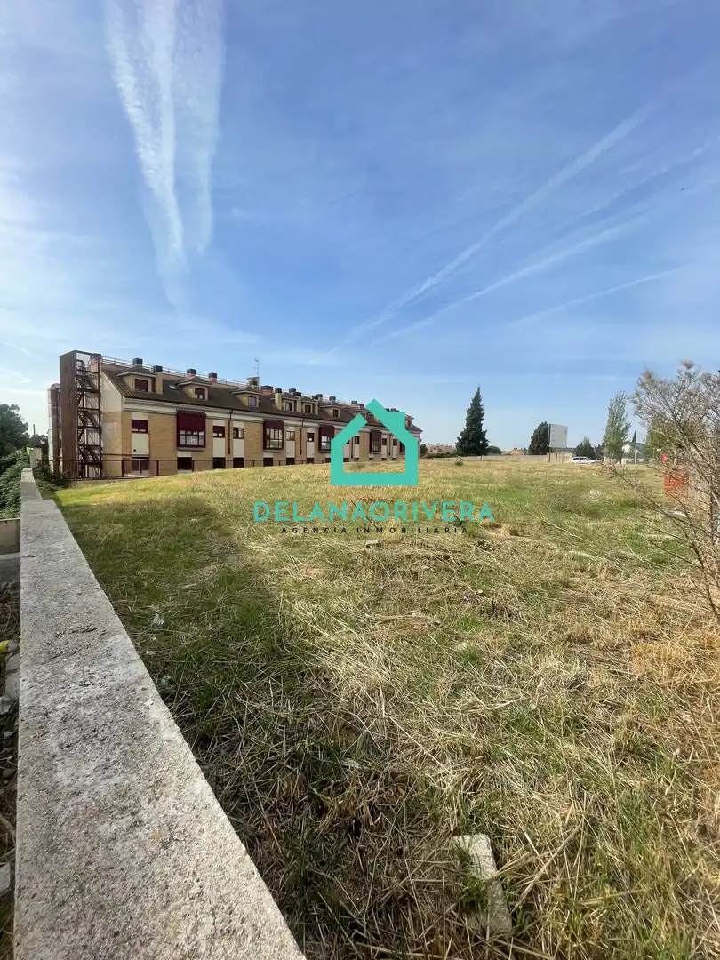 Residential zum Verkauf in Serranillos del Valle