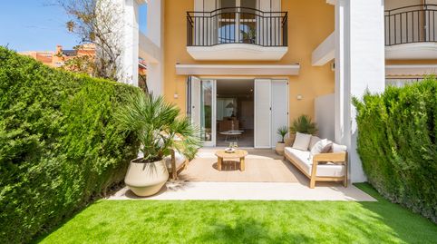 Foto 2 de Casa adosada en venta en Elviria, Marbella