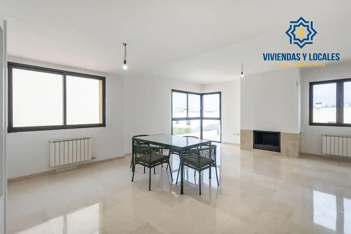 Reihenhaus mit Terrasse zum Verkauf in Calle Calle Majuelo, imagen 4