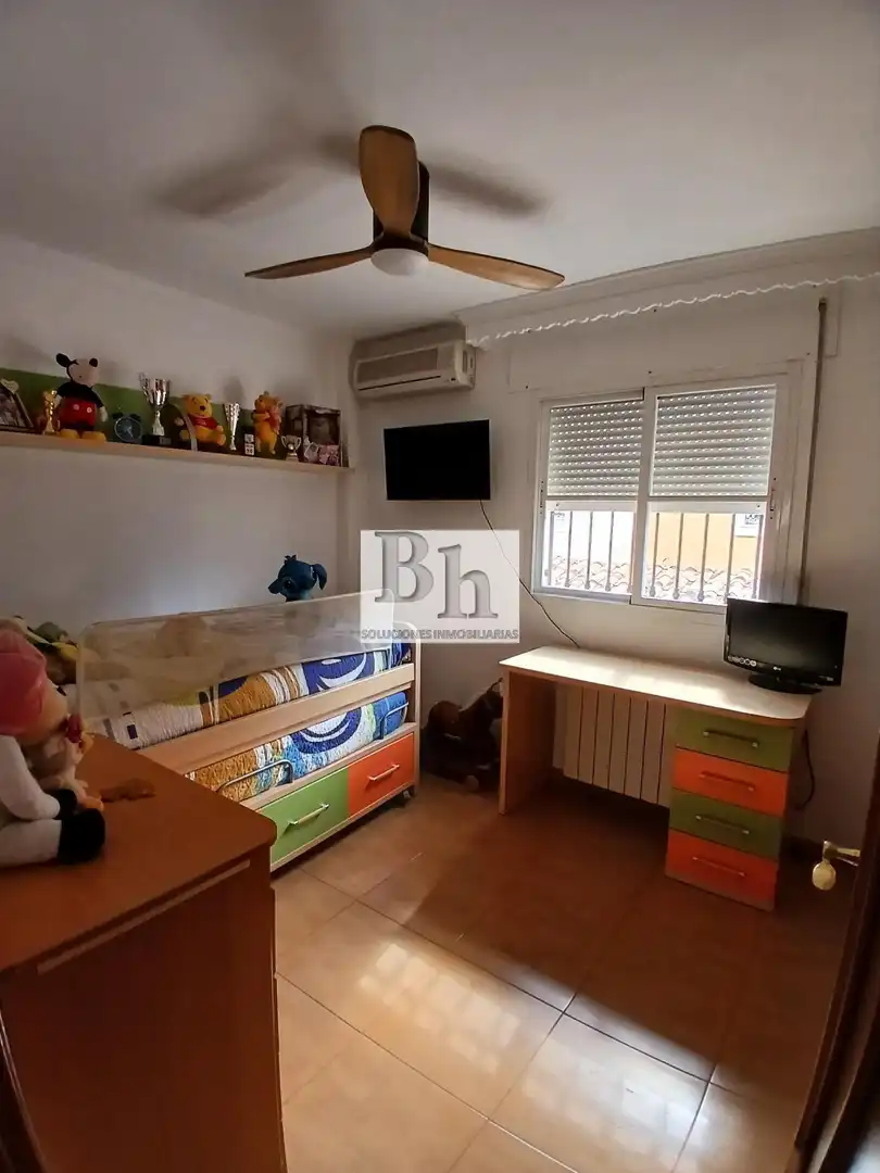 Bedroom of Houses for sale in Málaga  with Air Conditioner, Terrace and Balcony