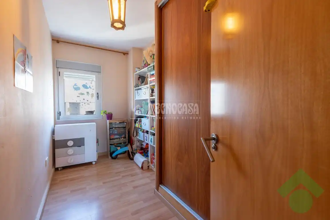 Piso en venta en Granada con Aire acondicionado, Parquet y Terraza